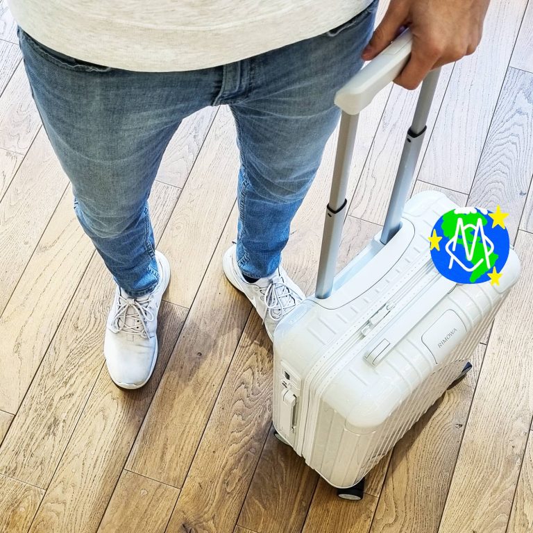 Rimowa Essential weiss Polycarbonat