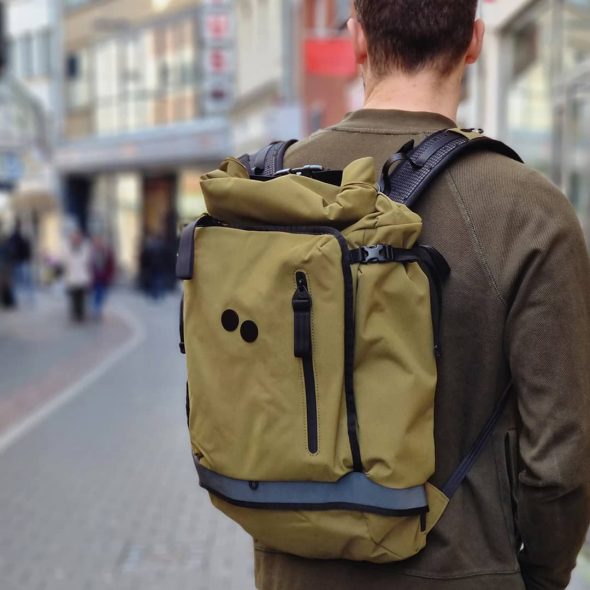 pinqponq Rucksack Pendler Komut recycelt aus Altreifen Harenberg Bonn