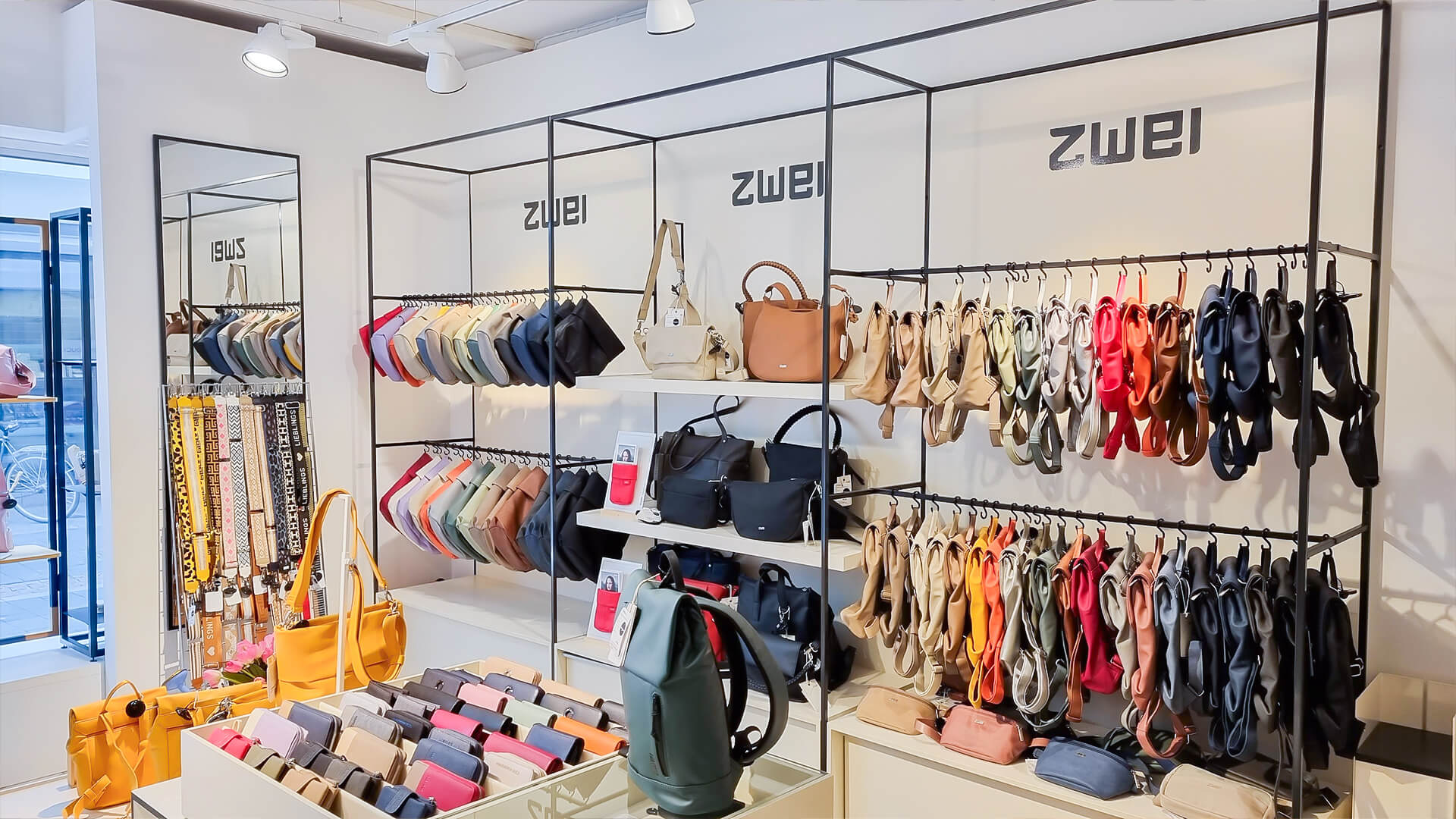 Harenberg Slider Bild Zwei Handtaschen