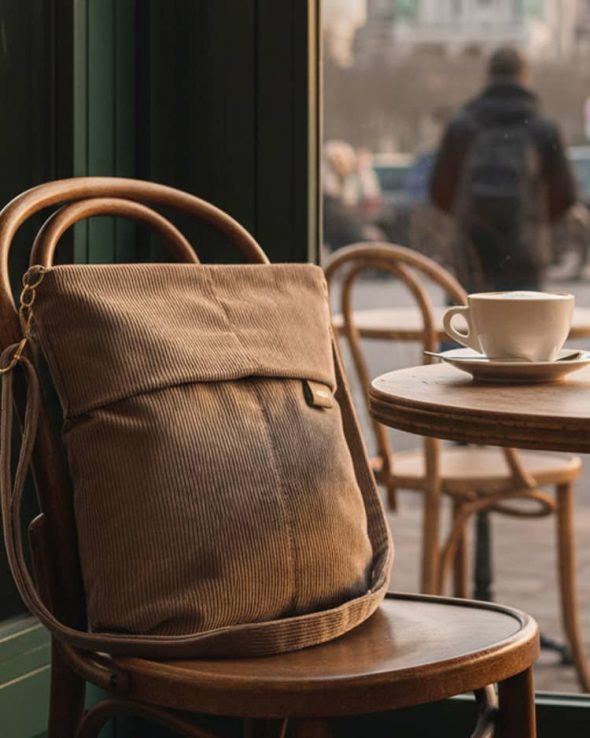 Zwei MADEMOISELLE M12 Cord Mocca Harenberg Bonn