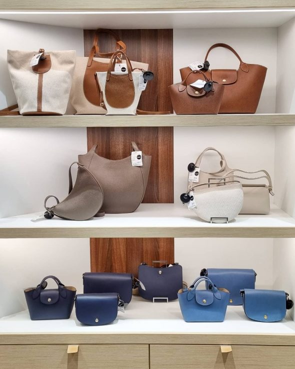 Longchamp Taschen Klassiker und Neuheiten Harenberg Bonn 2 Harenberg Bonn Handtaschen Longchamp Klassiker und Neuheiten